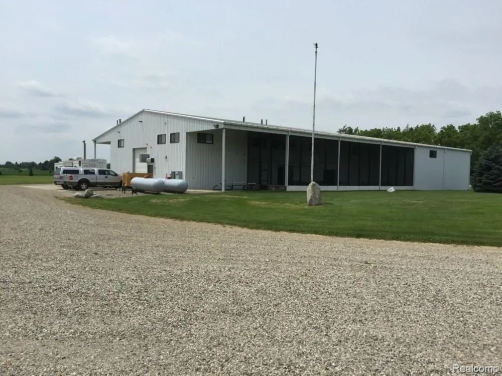 6350 Wolf Road Burnside Township, MI 48416