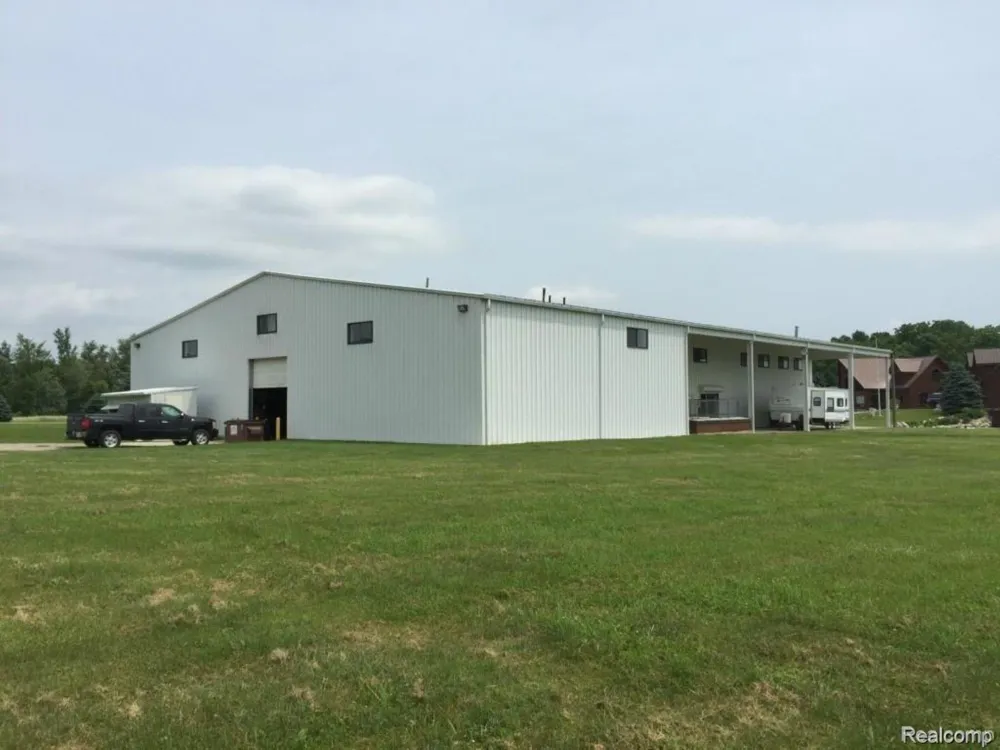 6350 Wolf Road Burnside Township, MI 48416