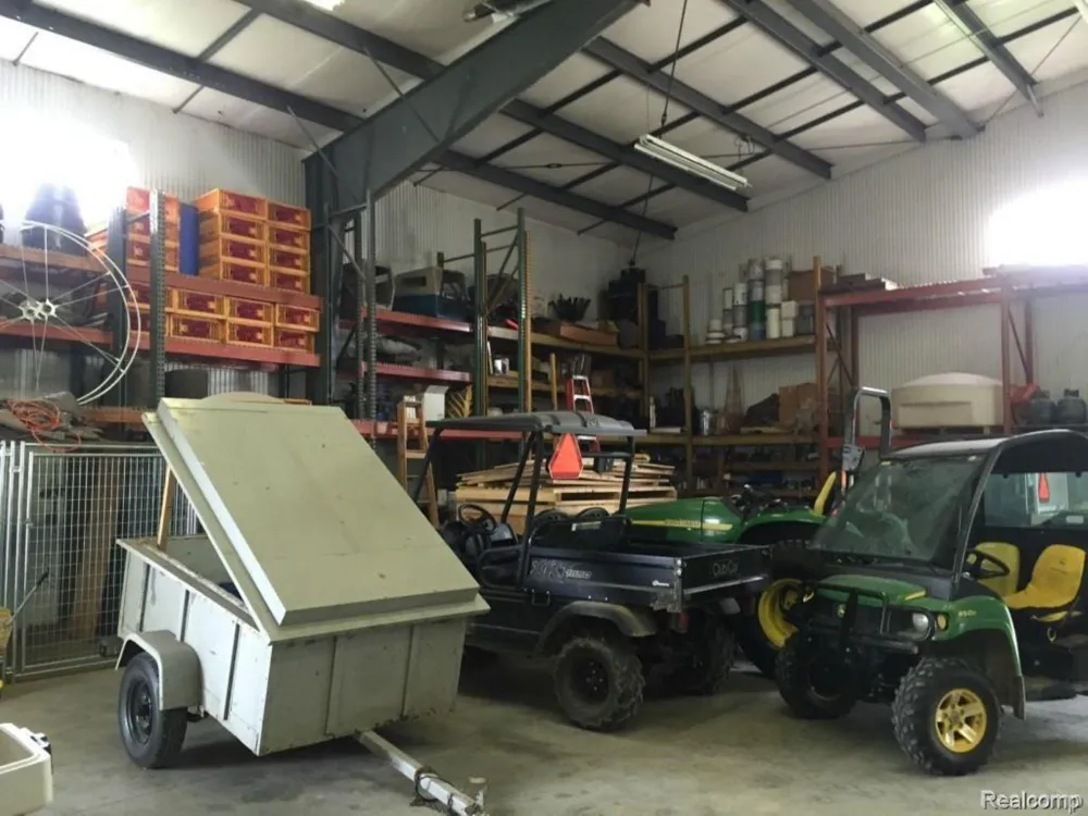 6350 Wolf Road Burnside Township, MI 48416