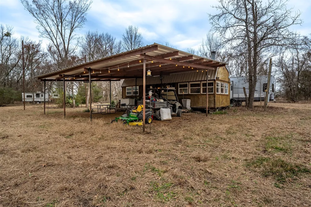139 NW County Road #1061 Talco, TX 75487