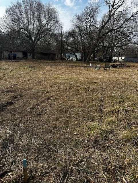 320 E Ford Street Bells, TX 75414