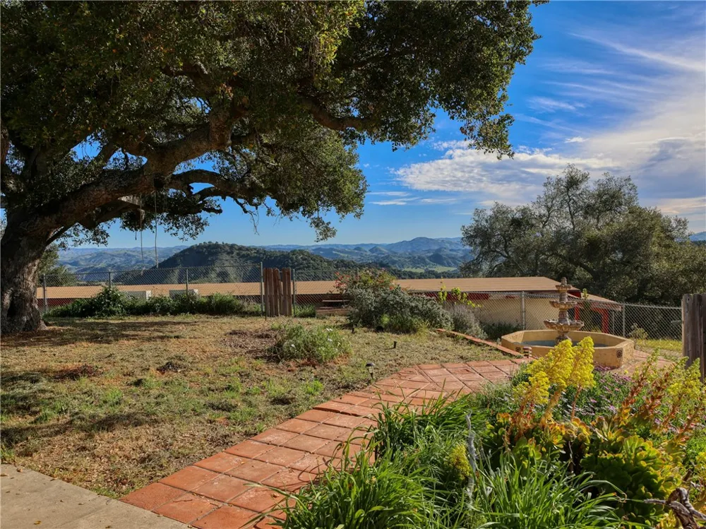 7840 Cougar Ridge Santa Maria, CA 93454