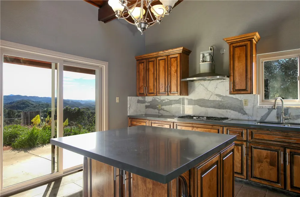 7840 Cougar Ridge Santa Maria, CA 93454
