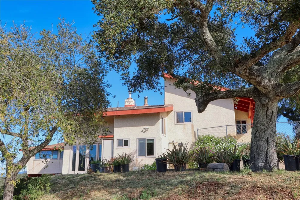 7840 Cougar Ridge Santa Maria, CA 93454