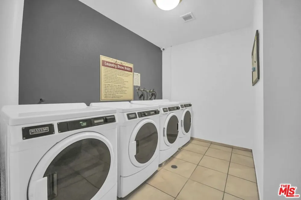 620 S Gramercy Place #135 Los Angeles, CA 90005