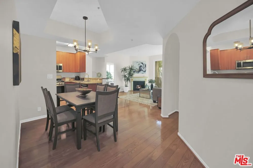 620 S Gramercy Place #135 Los Angeles, CA 90005