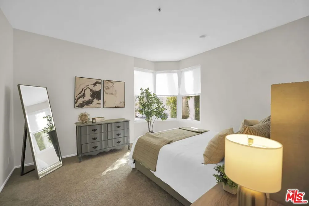 620 S Gramercy Place #135 Los Angeles, CA 90005