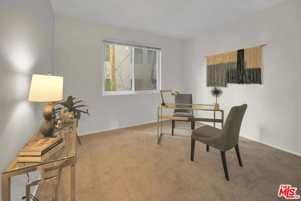 620 S Gramercy Place #135 Los Angeles, CA 90005