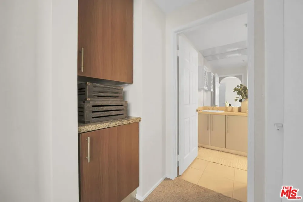 620 S Gramercy Place #135 Los Angeles, CA 90005