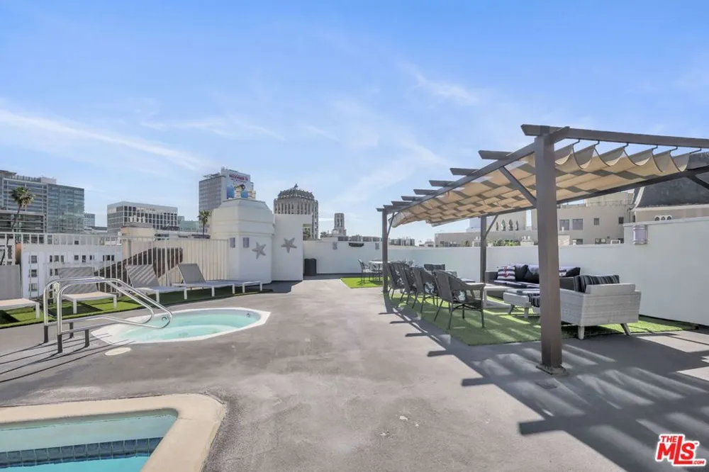 620 S Gramercy Place #135 Los Angeles, CA 90005