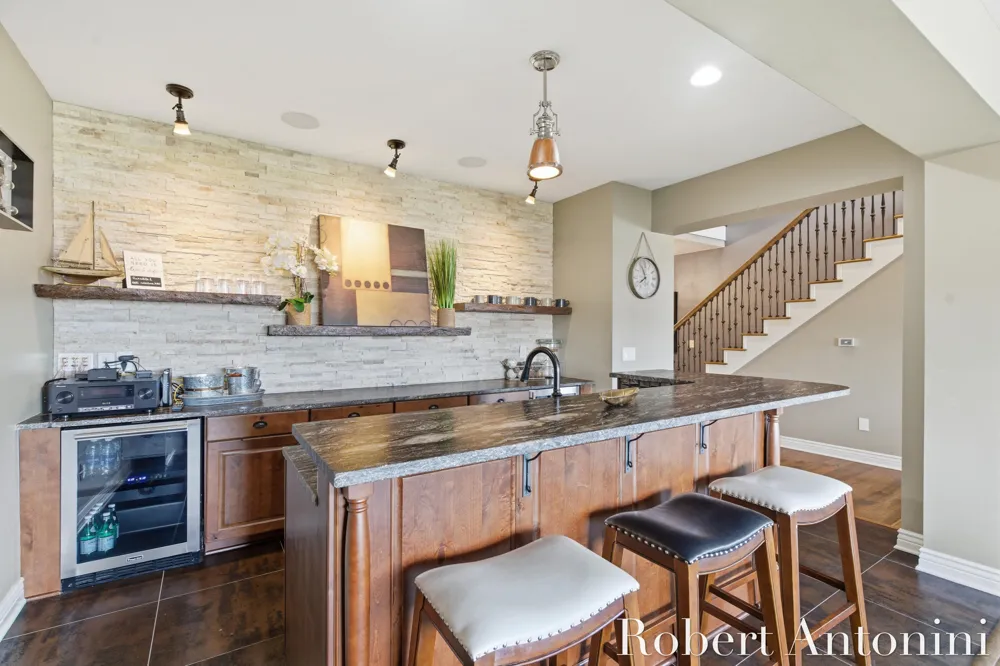 250 Shore Drive Yankee Springs Township, MI 49348