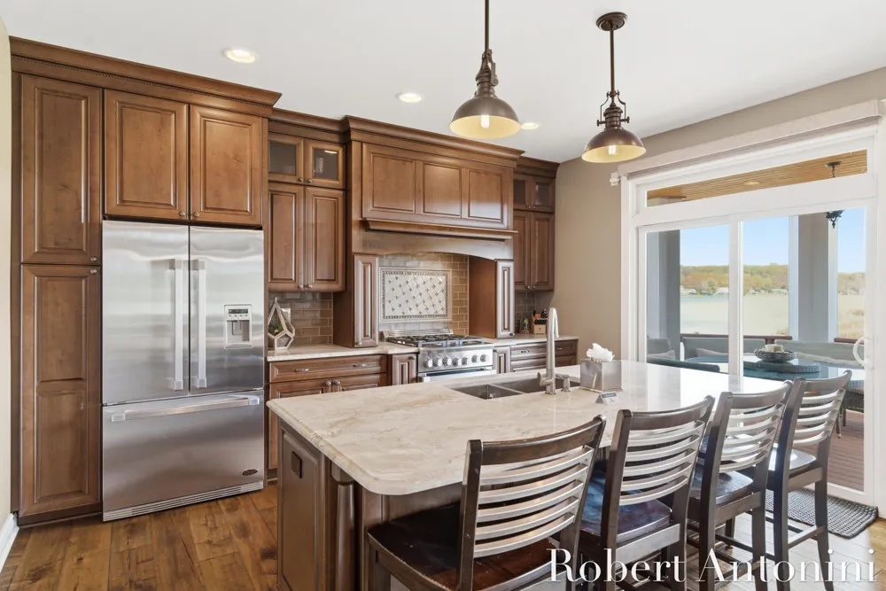 250 Shore Drive Yankee Springs Township, MI 49348