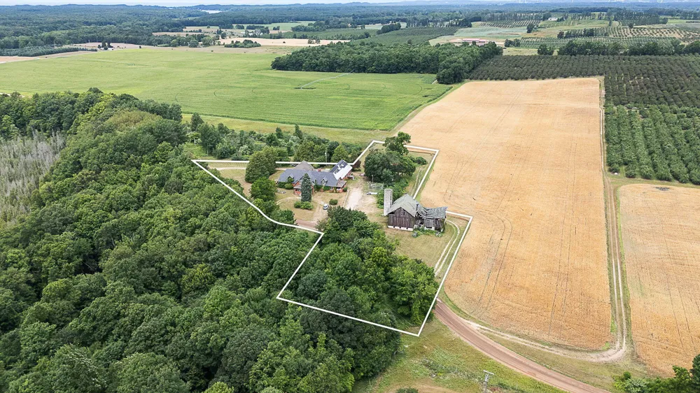 3604 W Lever Road Hart Township, MI 49420