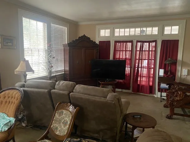 1404 W MAIN STREET Clarksville, TX 75426