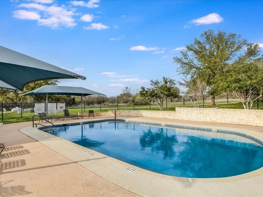505 Vista View Trail Spicewood, TX 78669