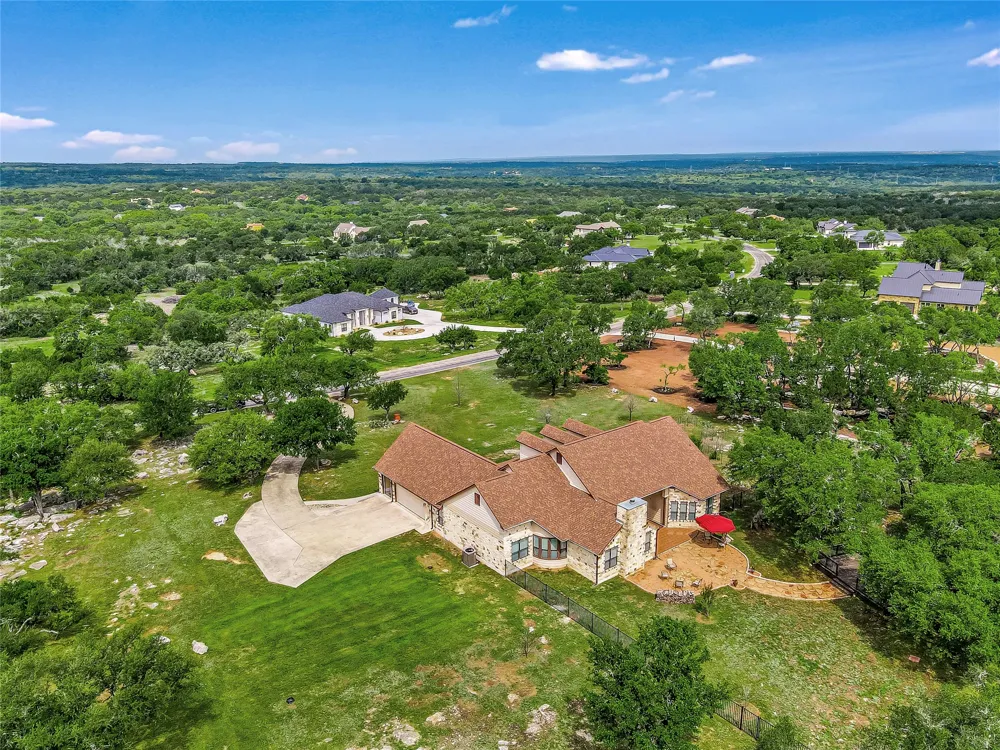 505 Vista View Trail Spicewood, TX 78669