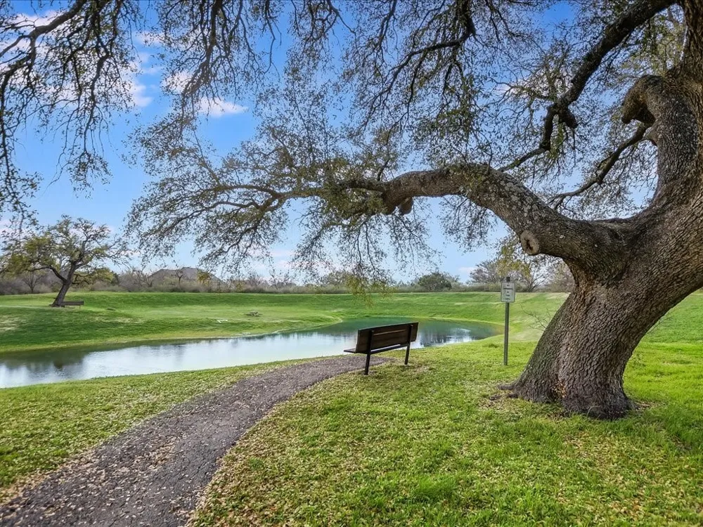 505 Vista View Trail Spicewood, TX 78669
