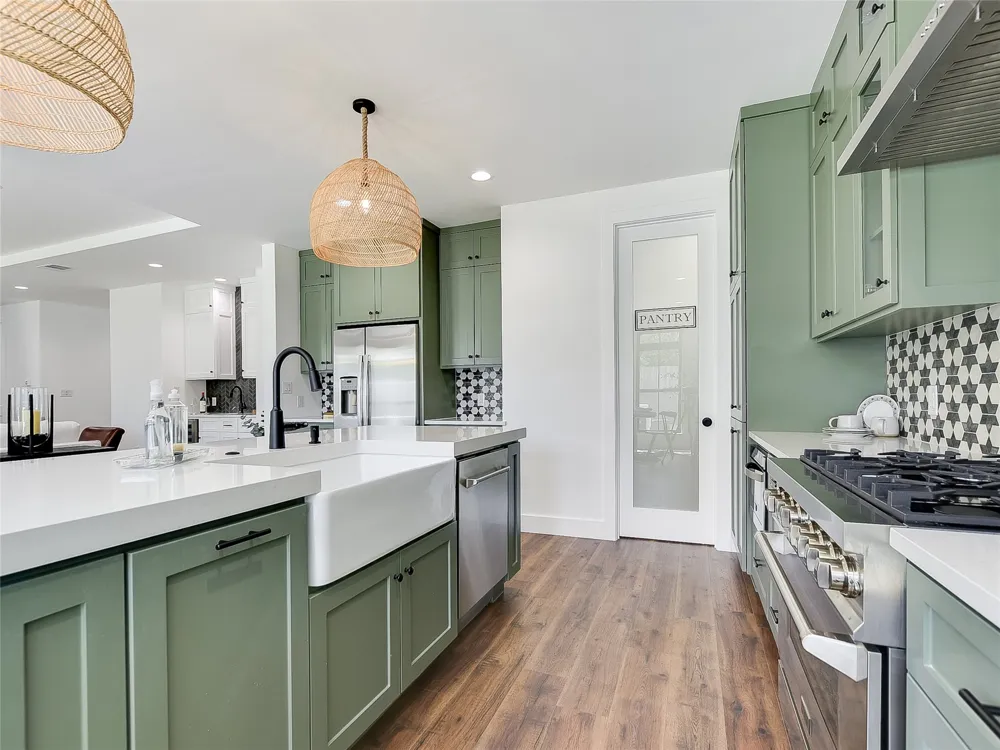 2411 Cherry Lane Kingsland, TX 78639