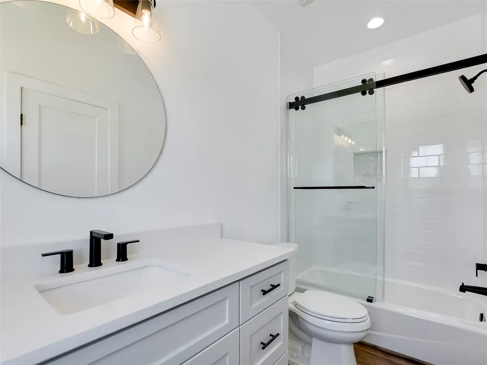2411 Cherry Lane Kingsland, TX 78639