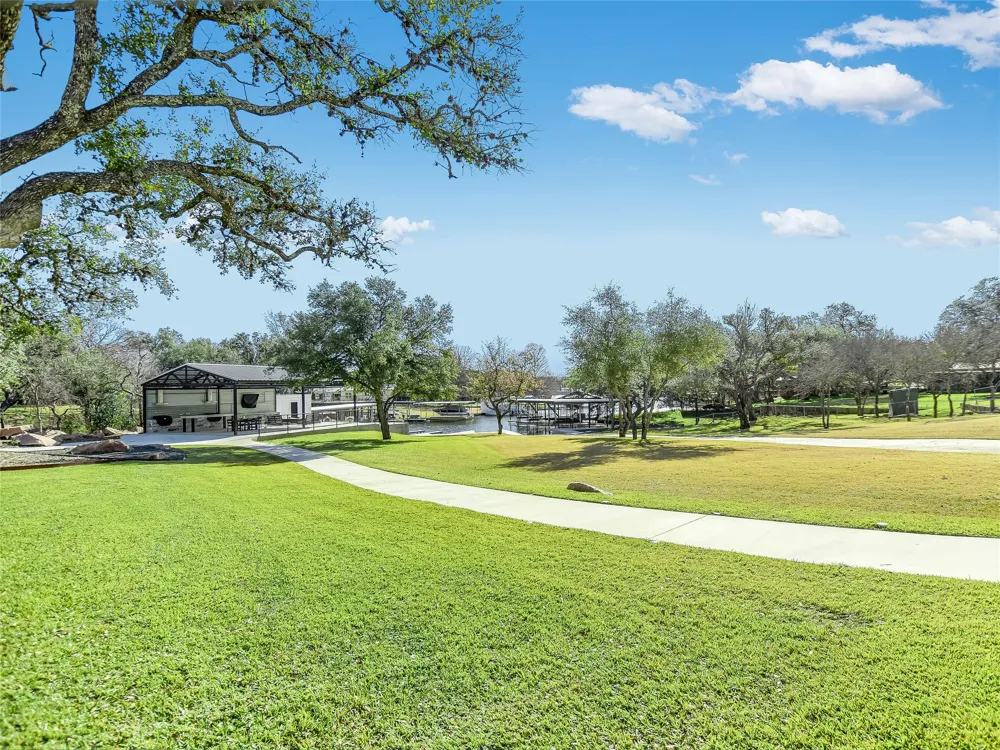 2419 Cherry Lane Kingsland, TX 78639