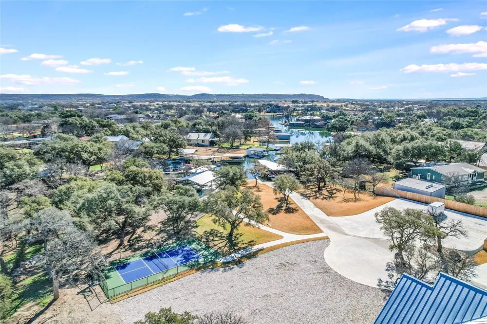 2419 Cherry Lane Kingsland, TX 78639