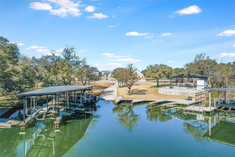 2419 Cherry Lane Kingsland, TX 78639