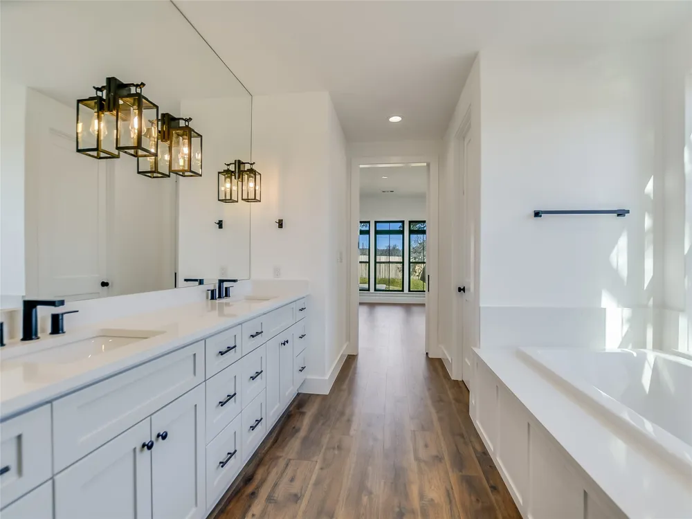 2419 Cherry Lane Kingsland, TX 78639
