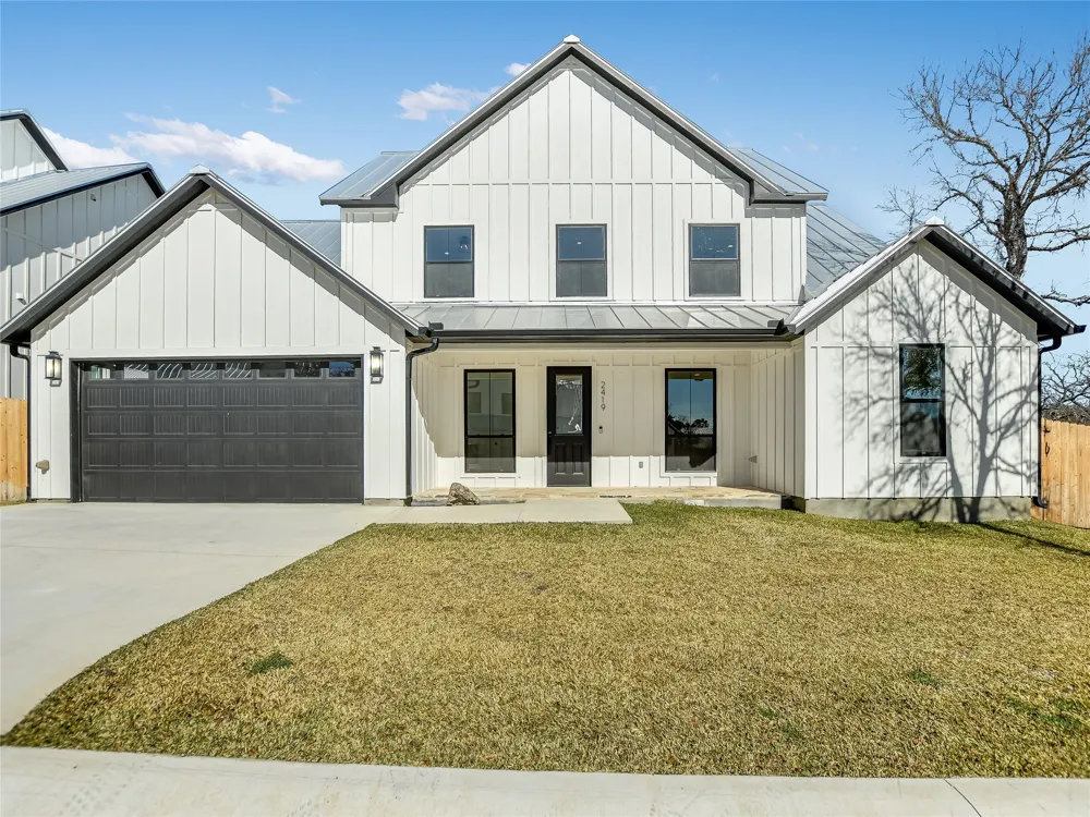 2419 Cherry Lane Kingsland, TX 78639