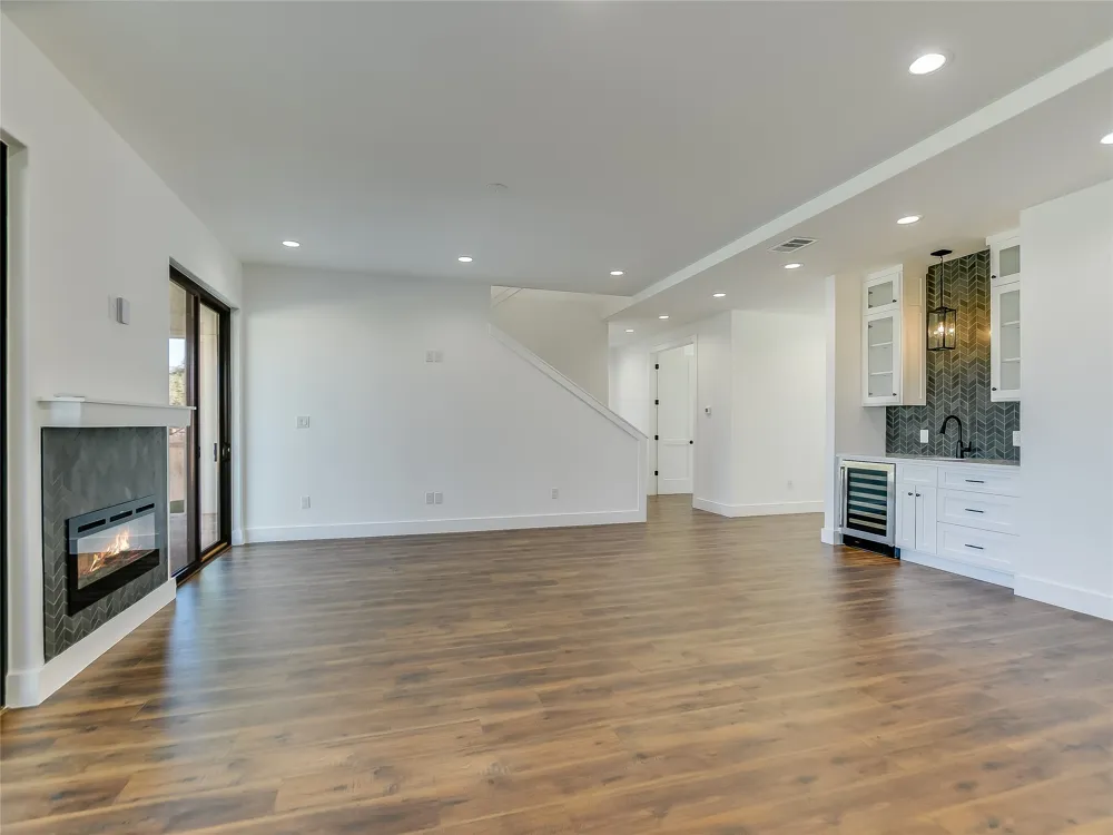 2419 Cherry Lane Kingsland, TX 78639