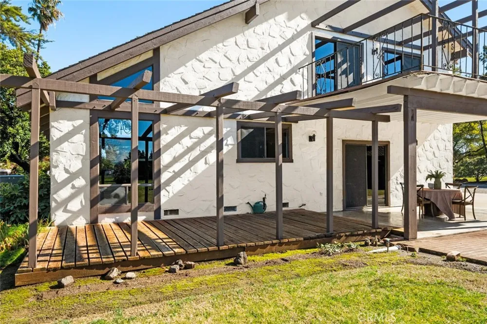 1041 Washington Willows, CA 95988