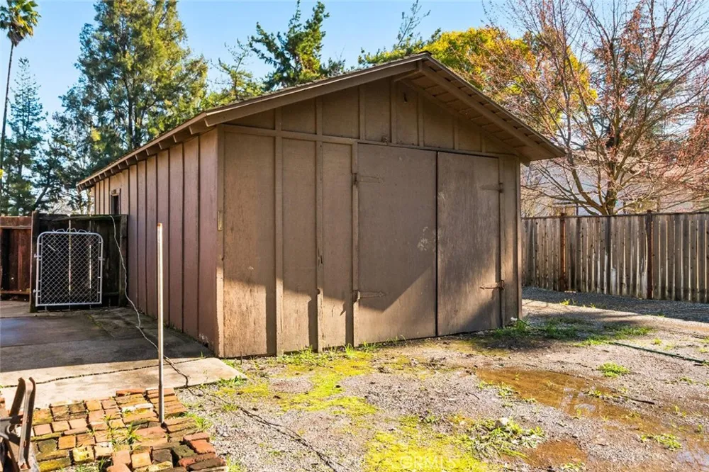 1041 Washington Willows, CA 95988
