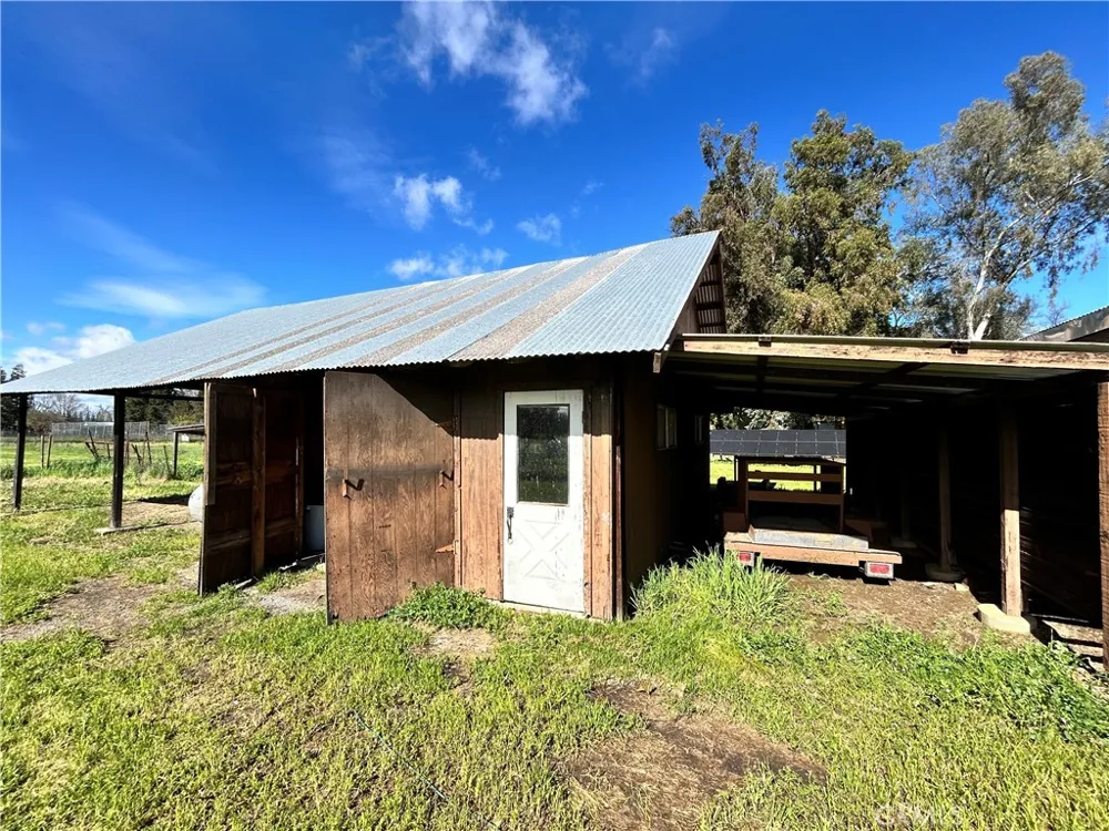 1041 Washington Willows, CA 95988