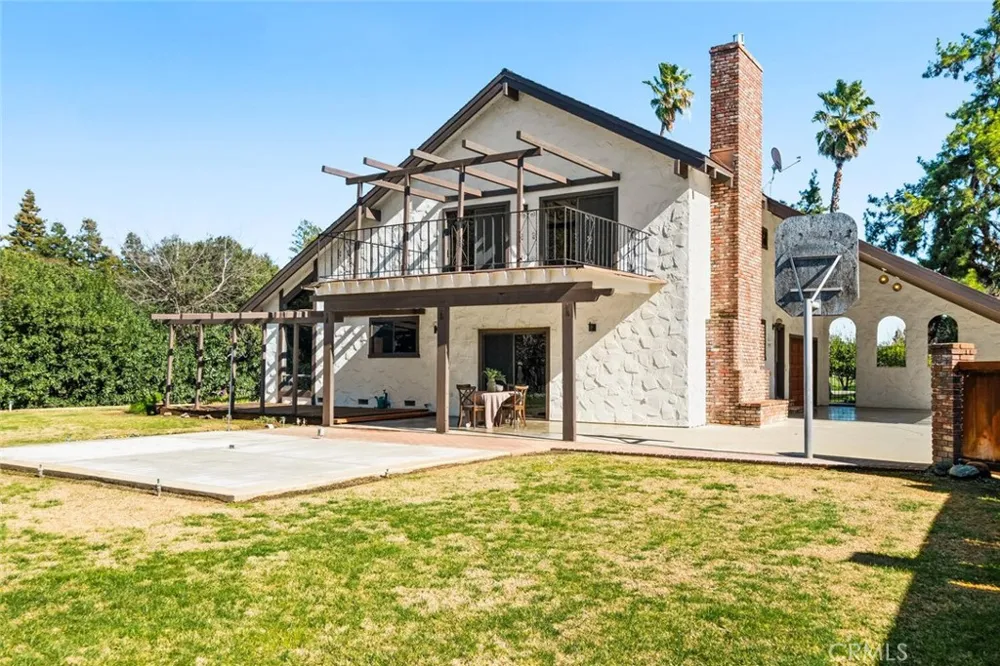 1041 Washington Willows, CA 95988