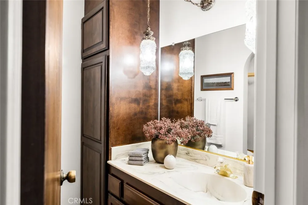 1041 Washington Willows, CA 95988