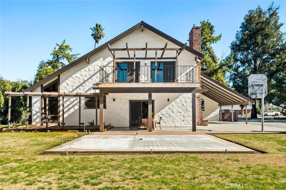1041 Washington Willows, CA 95988