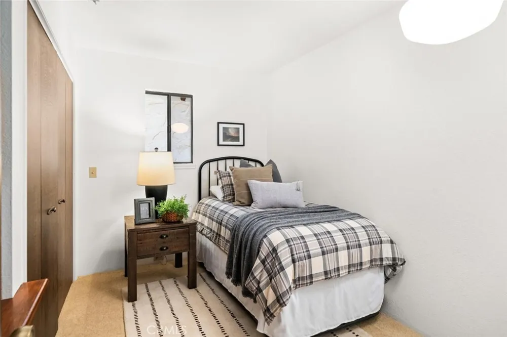1041 Washington Willows, CA 95988