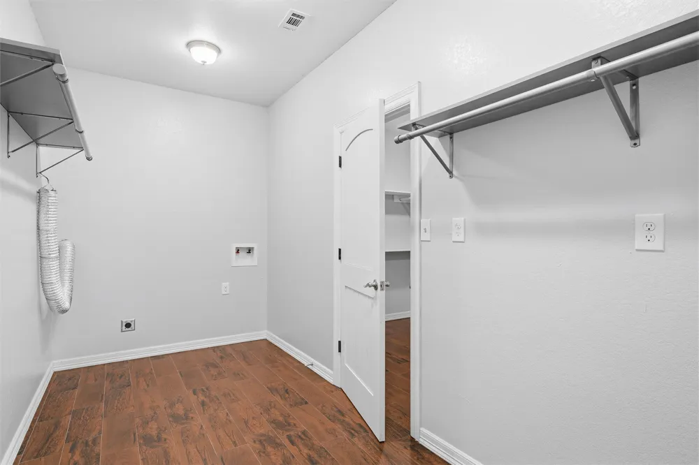 1205 Avenue B Lacy Lakeview, TX 76705
