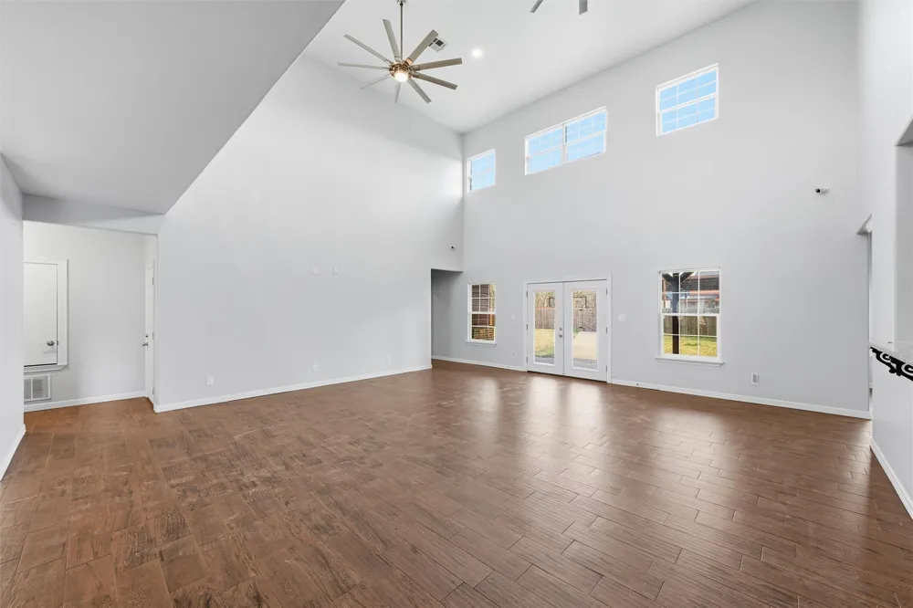 1205 Avenue B Lacy Lakeview, TX 76705