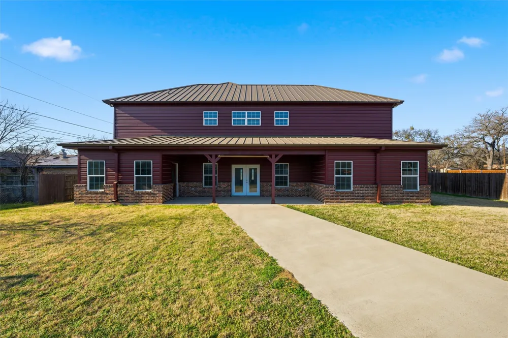 1205 Avenue B Lacy Lakeview, TX 76705