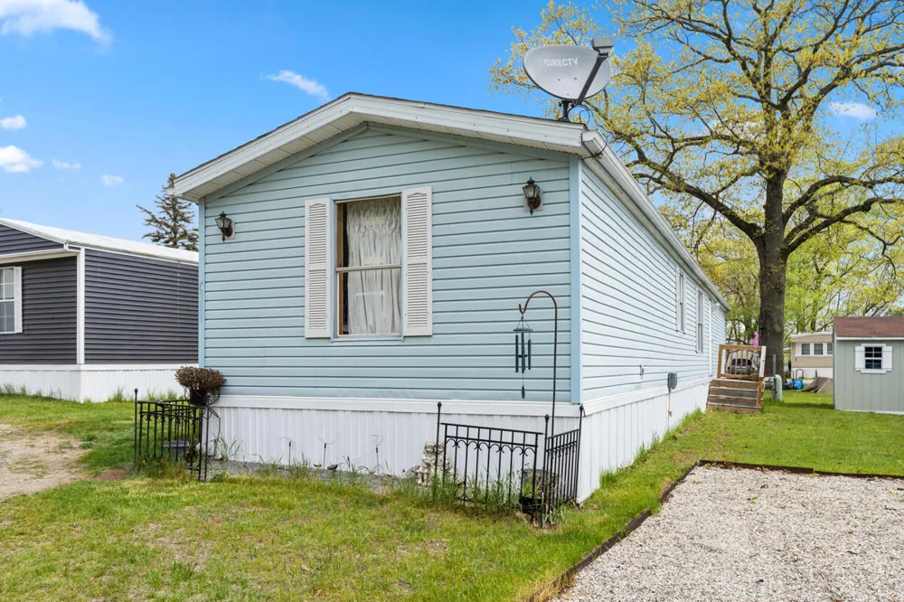 10845 Percy Lane #33 Morton Township, MI 49332