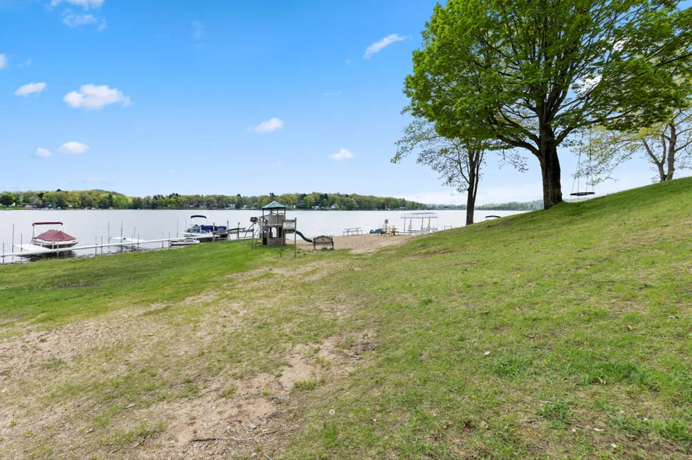 10845 Percy Lane #33 Morton Township, MI 49332