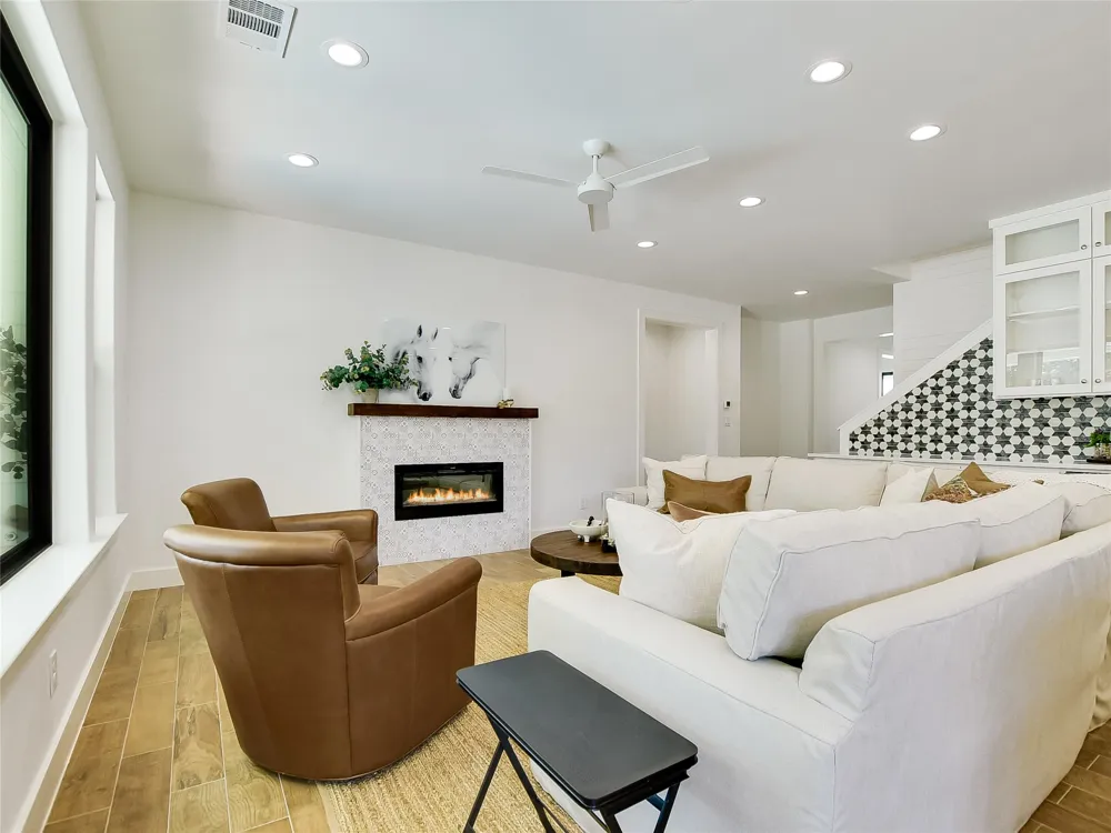 2403 Cherry Lane Kingsland, TX 78639