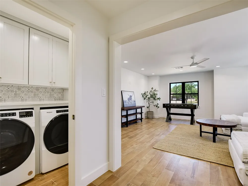 2403 Cherry Lane Kingsland, TX 78639