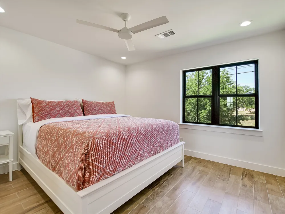 2403 Cherry Lane Kingsland, TX 78639