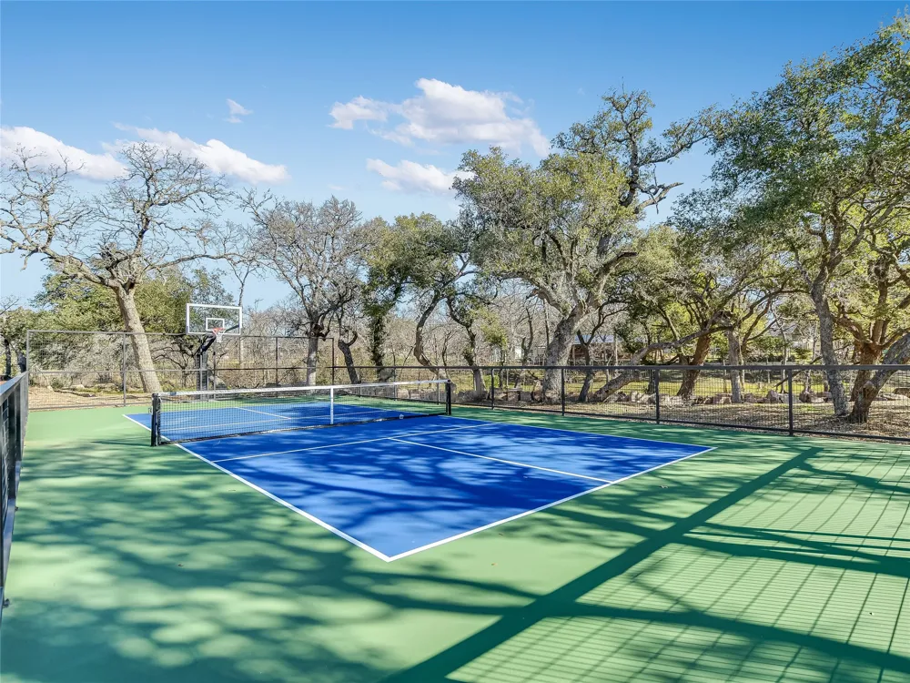 2403 Cherry Lane Kingsland, TX 78639