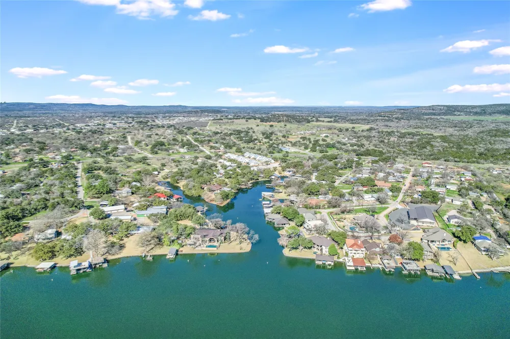 2403 Cherry Lane Kingsland, TX 78639