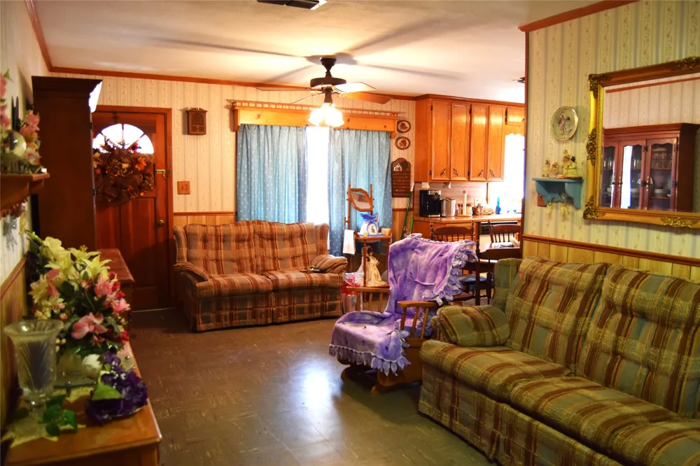 145 Loop Road Minden, LA 71055