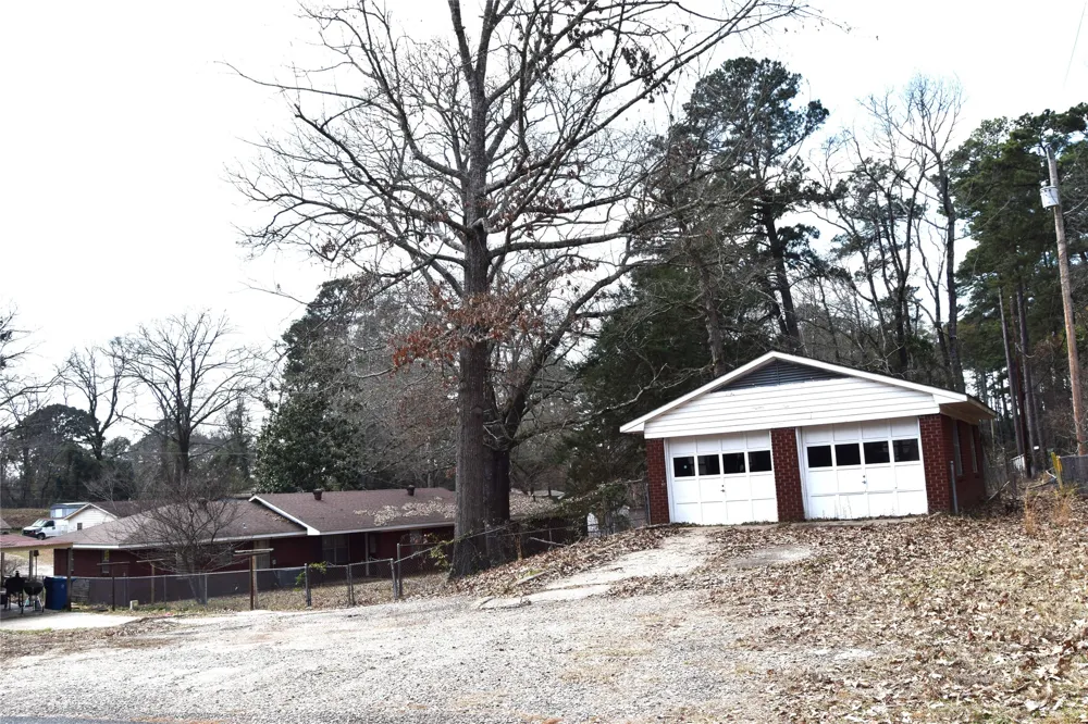 145 Loop Road Minden, LA 71055