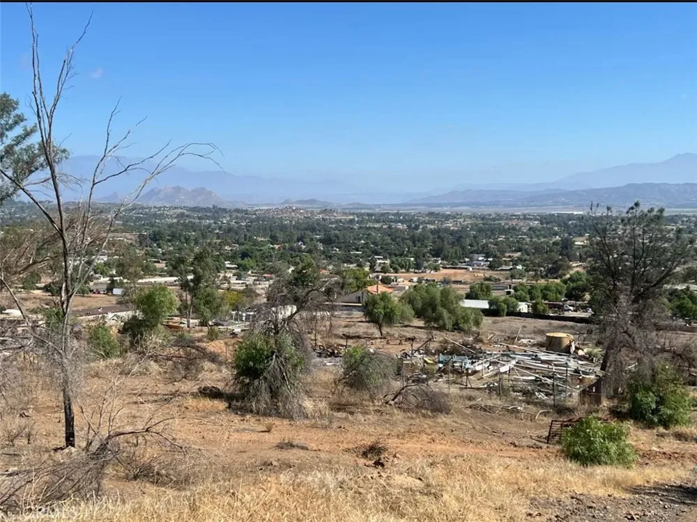 Olive Ave Perris, CA 92570
