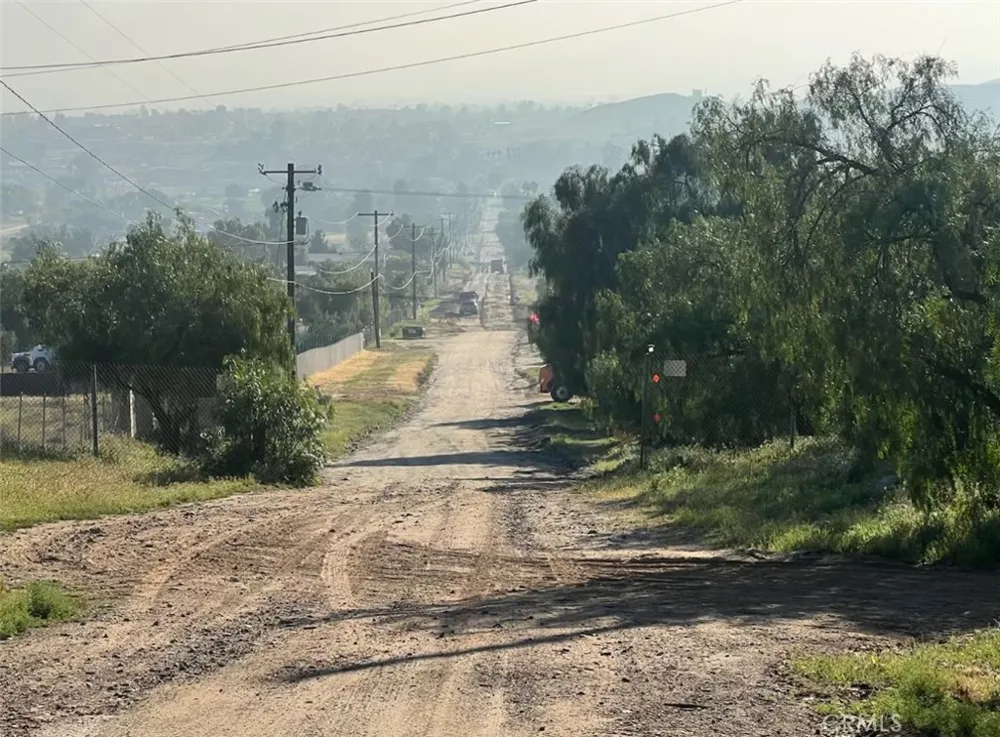Olive Ave Perris, CA 92570